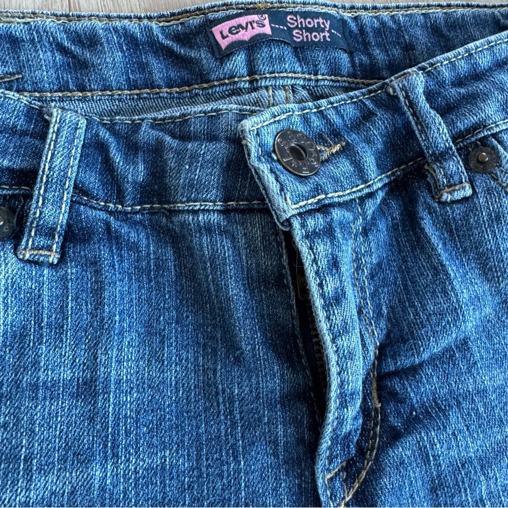Levi's Shorty Shorts Girls - Picture 6 of 6